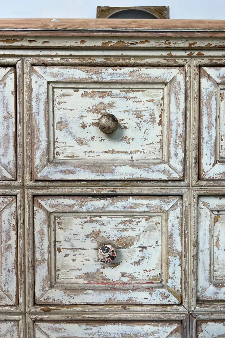 Meuble de quincaillerie 19ème