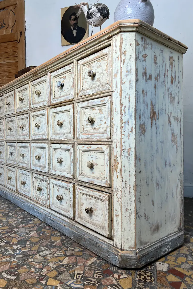 Meuble de quincaillerie 19ème