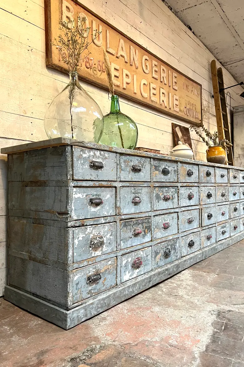 Meuble de quincaillerie en sapin Début XXème