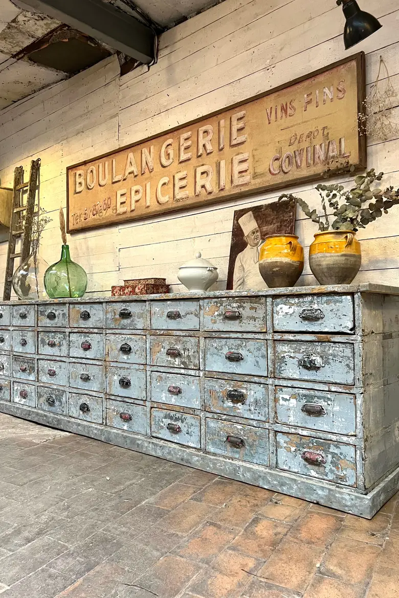 Meuble de quincaillerie en sapin Début XXème