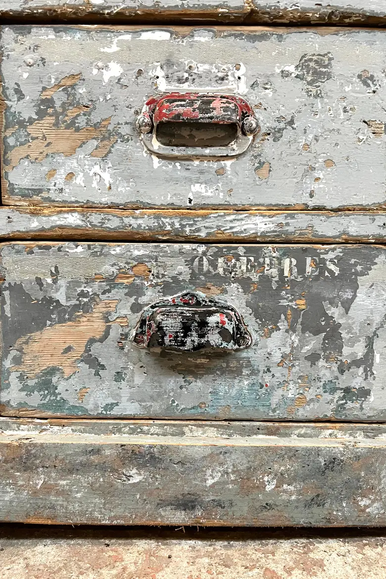 Meuble de quincaillerie en sapin Début XXème