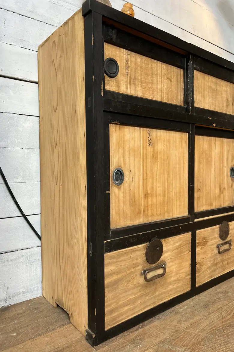 Meuble de rangement Tansu