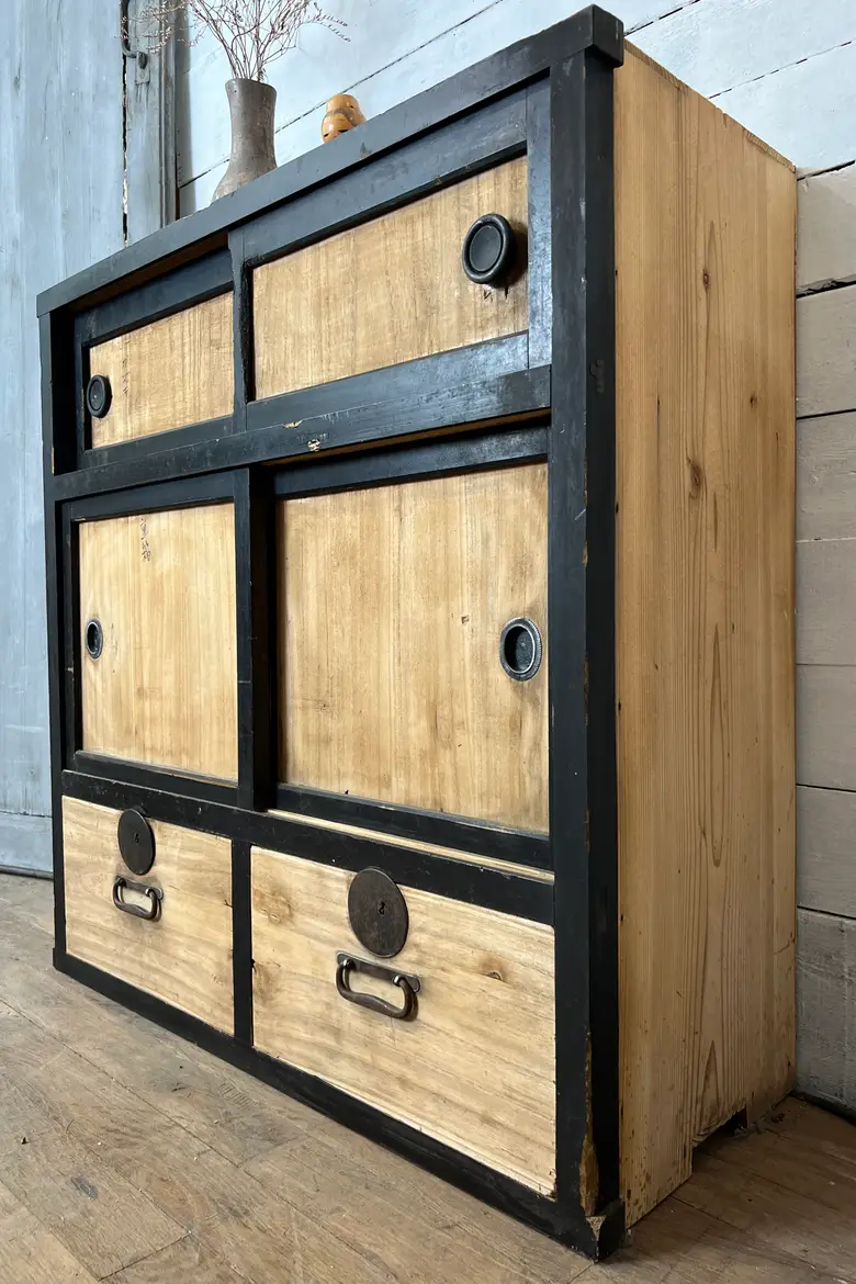 Meuble de rangement Tansu