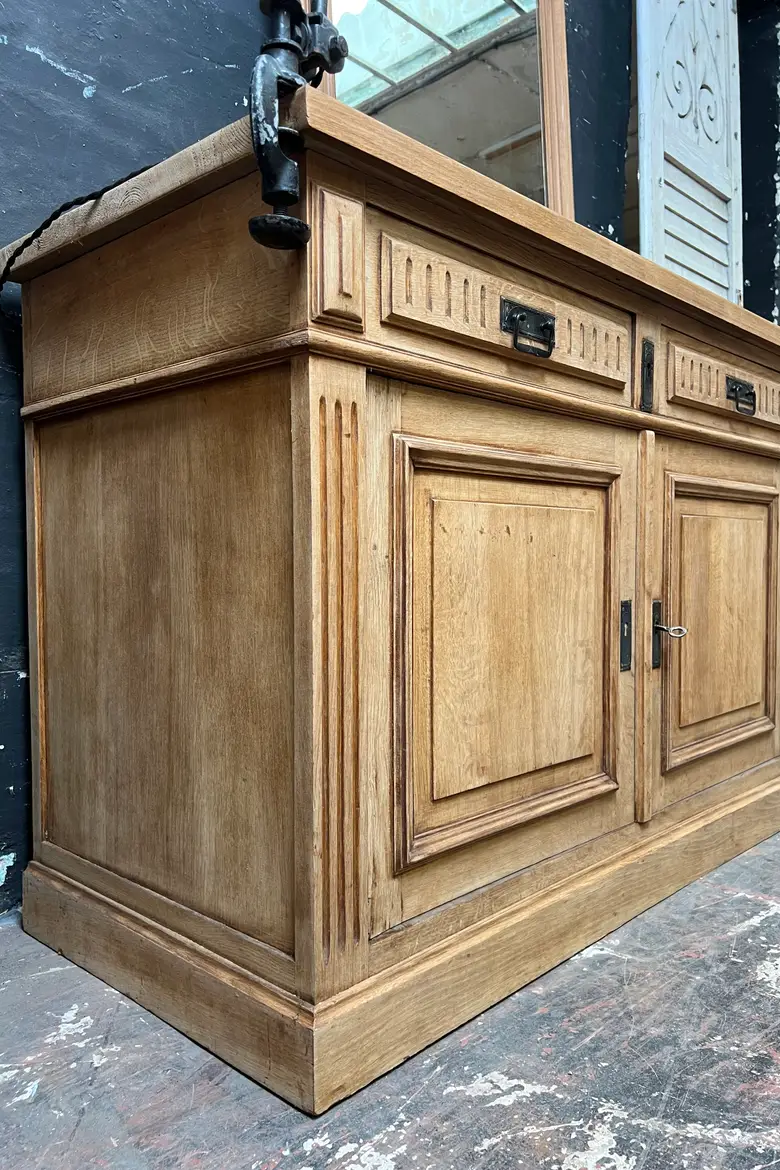 Meuble en chêne