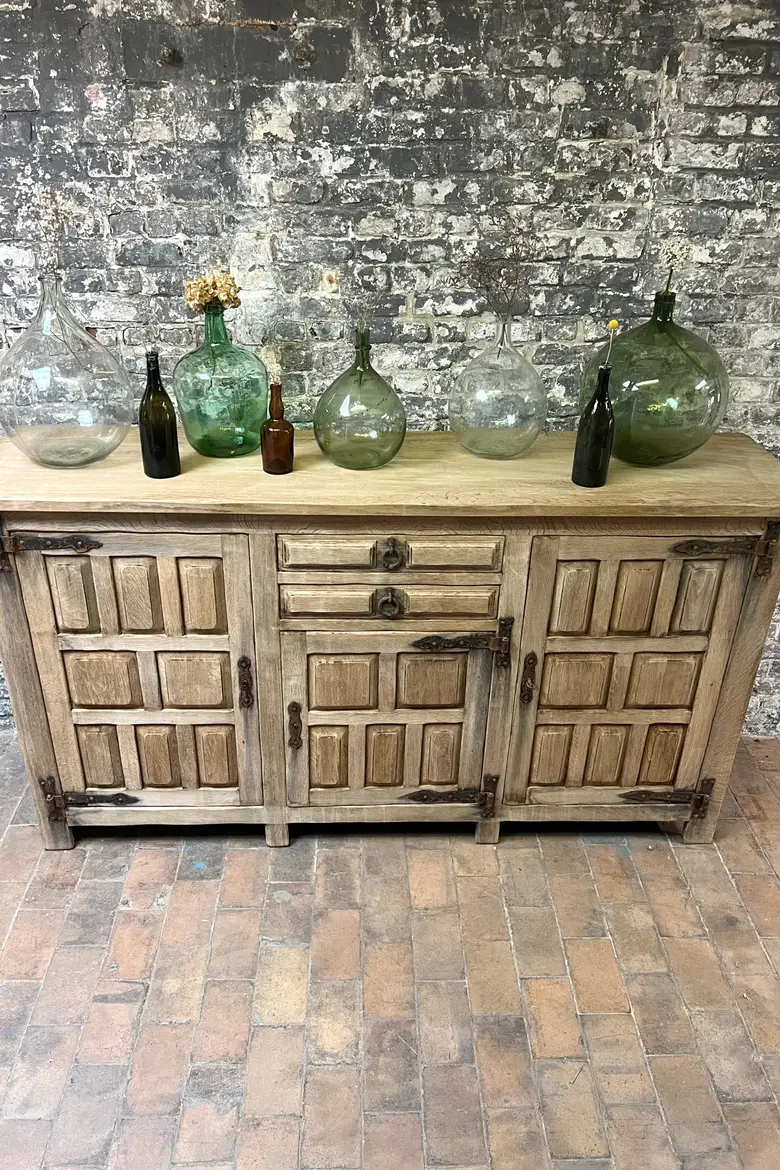 Meuble en chêne rustique 1970