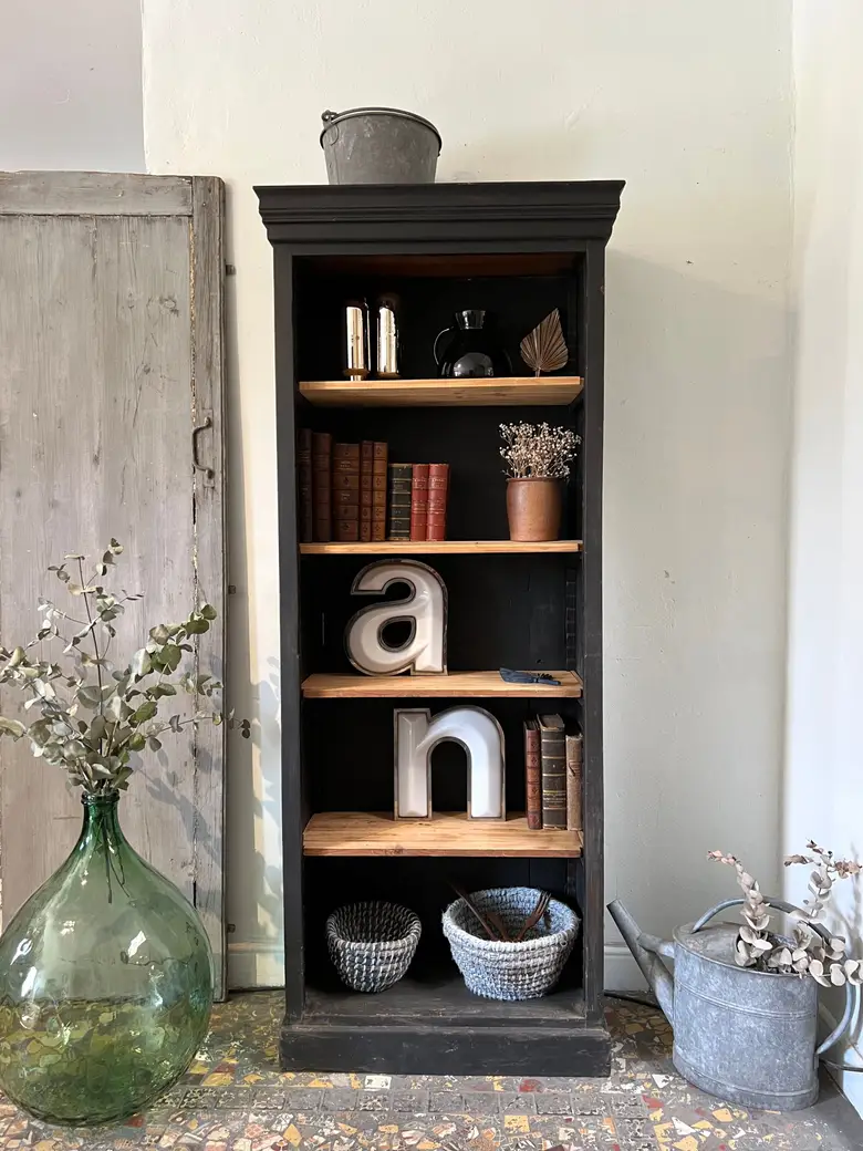 Meuble étagère en sapin