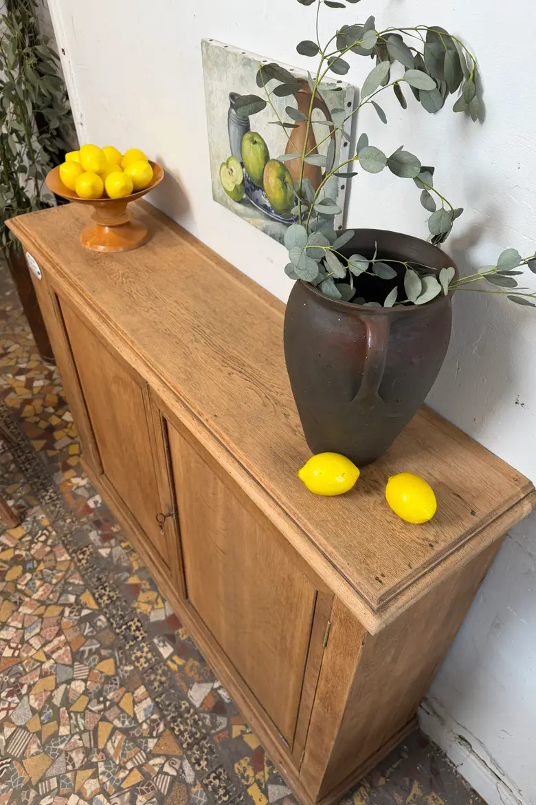 Meuble étroit en chêne