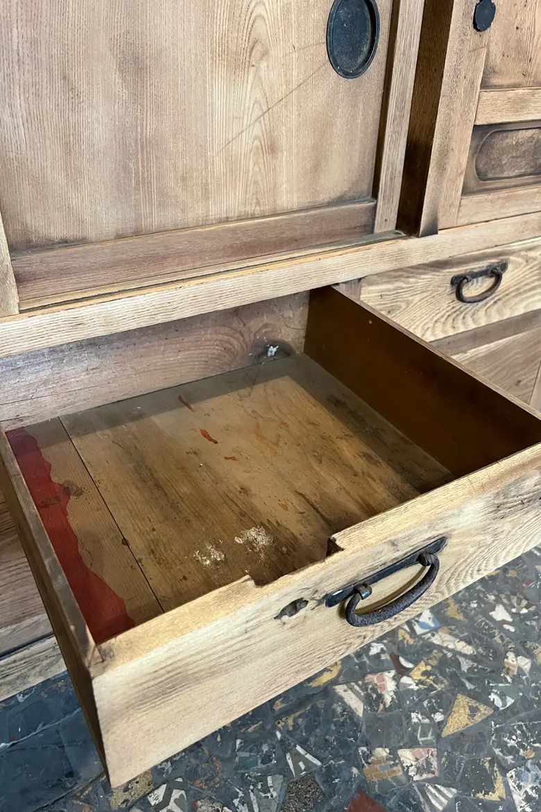 Meuble Tansu Japonais en orme