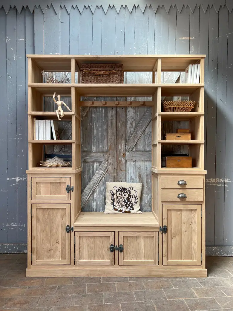 Meuble vestiaire en chêne