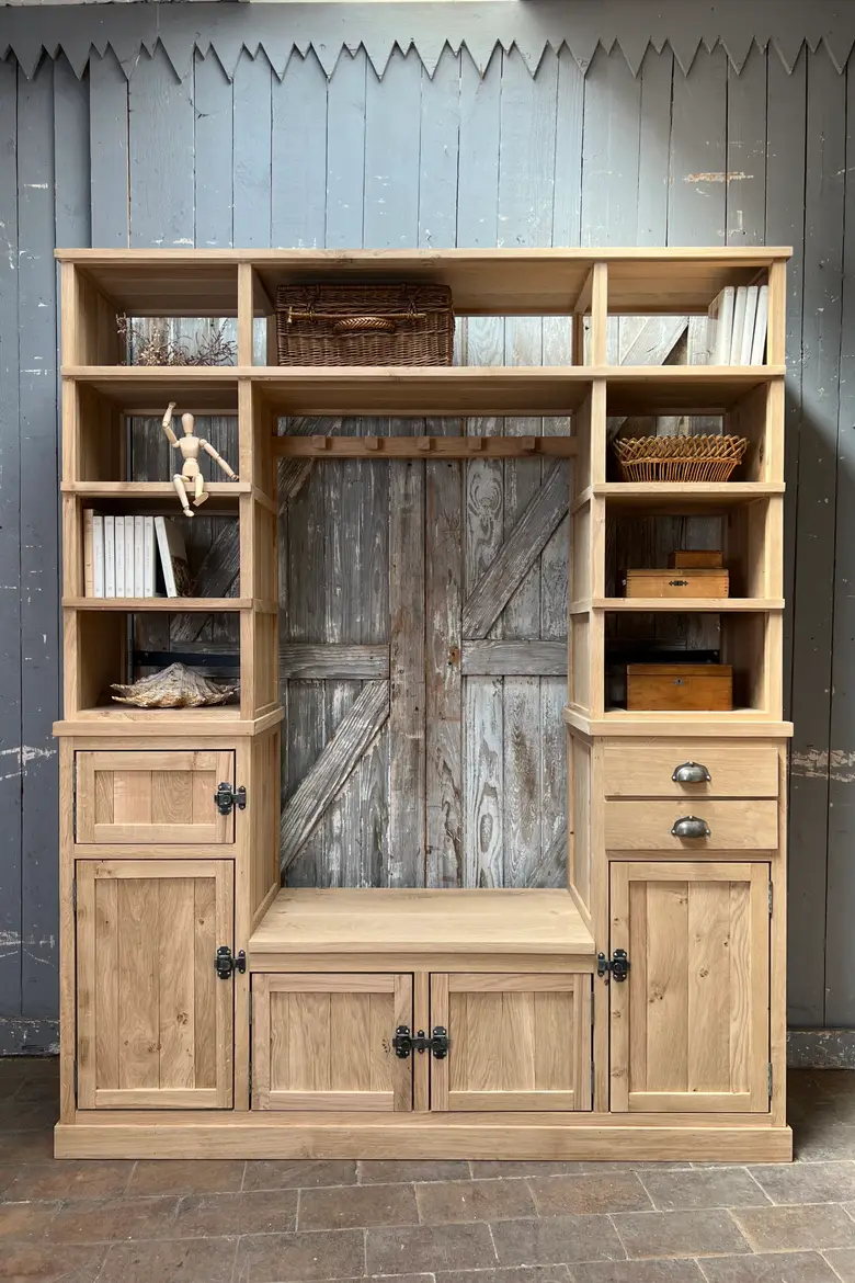 Meuble vestiaire en chêne