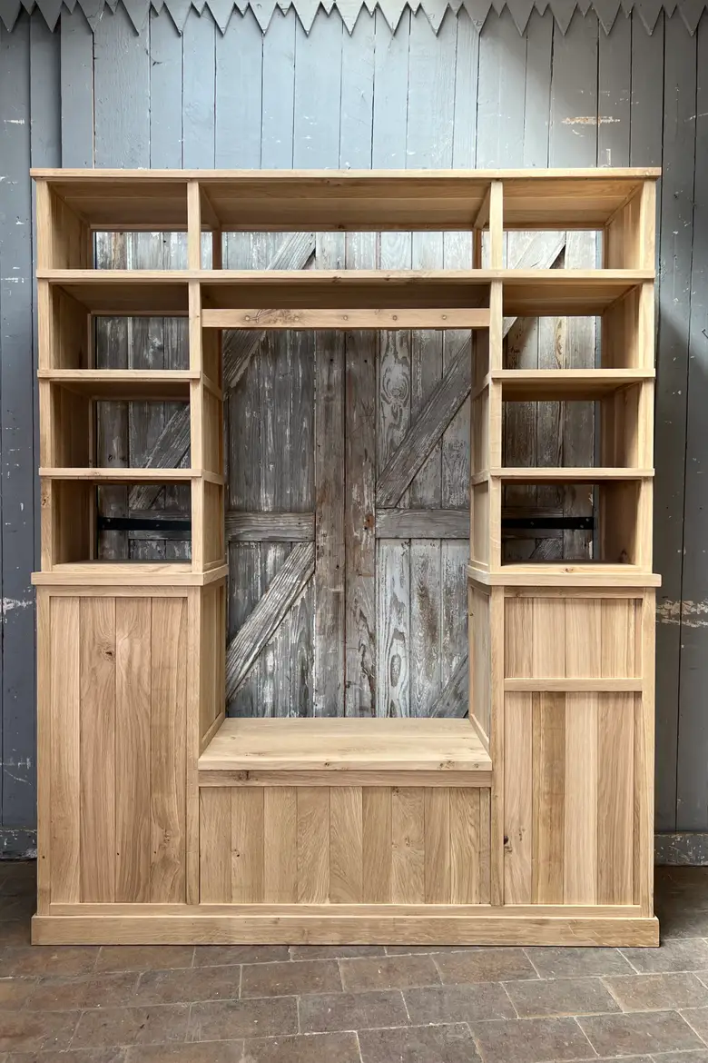Meuble vestiaire en chêne