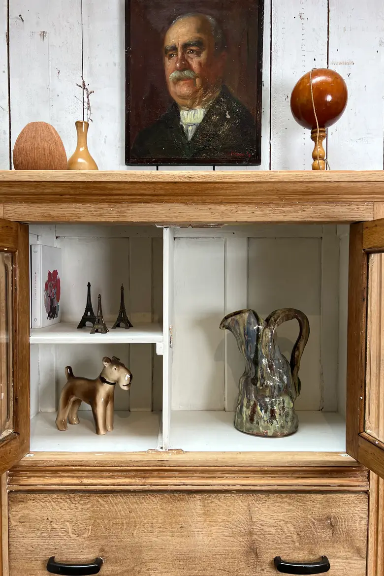 Meuble vitré en chêne