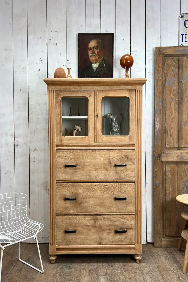 Meuble vitré en chêne