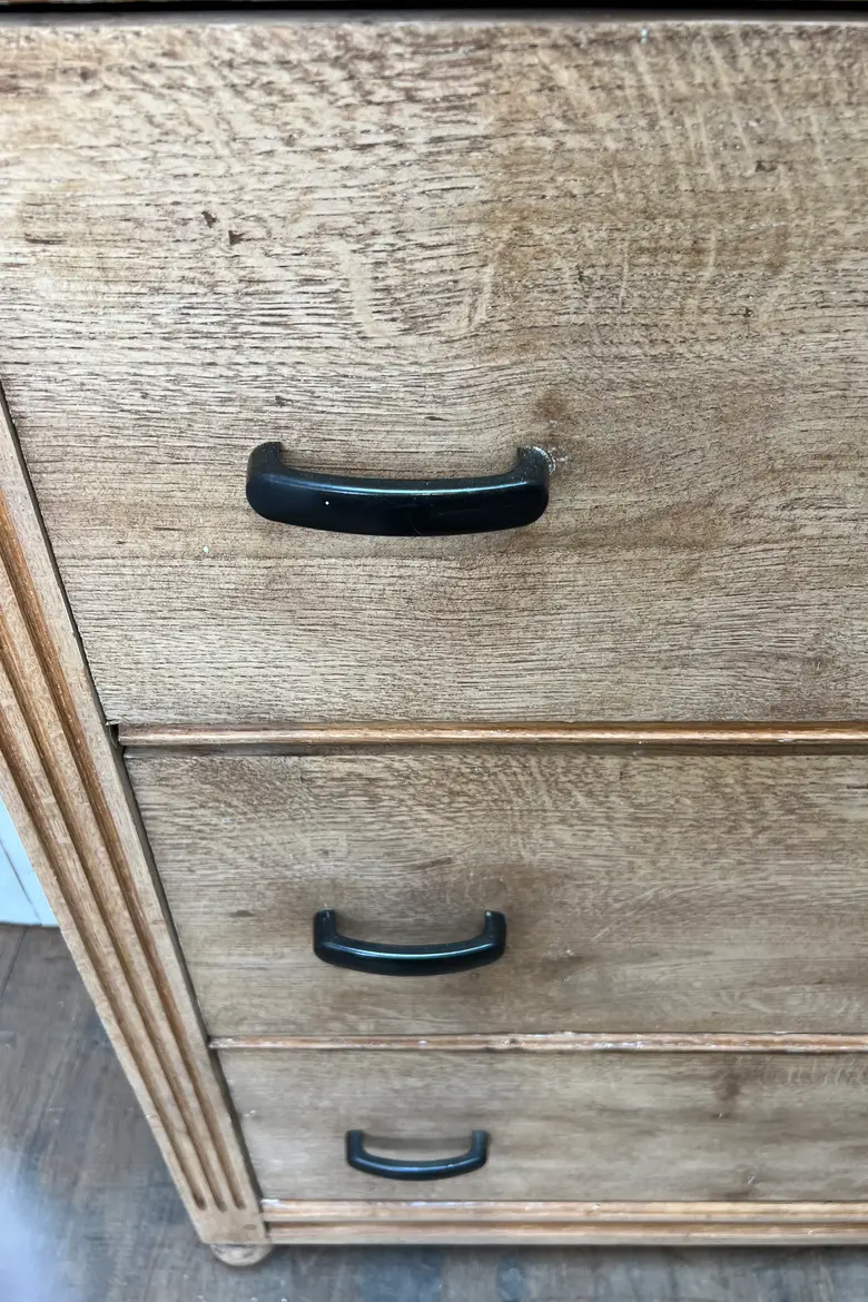 Meuble vitré en chêne