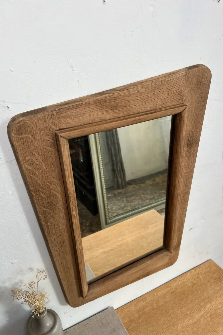 Miroir asymétrique en chêne brut – Années 50