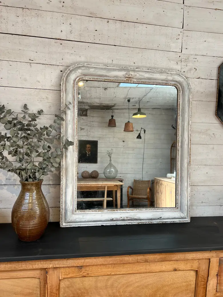 Miroir de style Louis Philippe patiné Début XXème