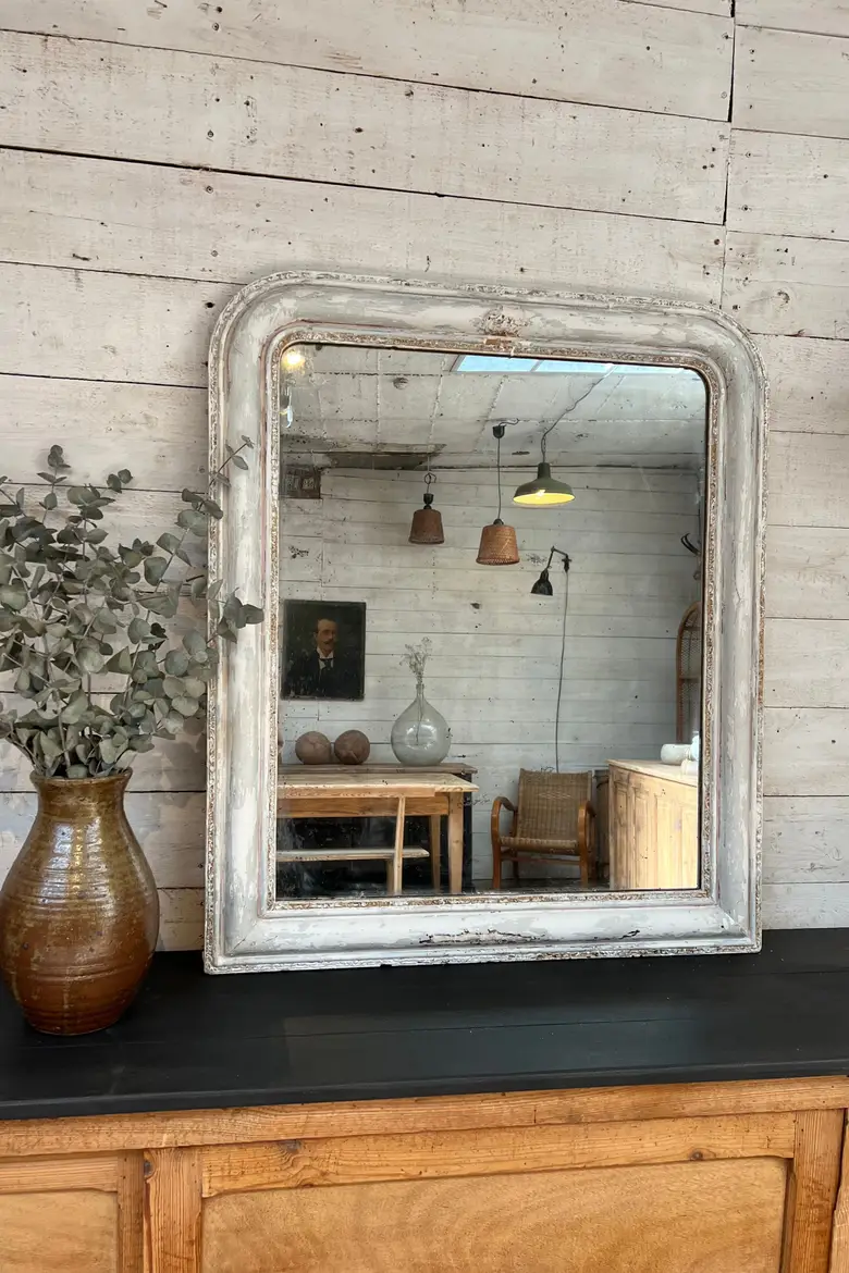Miroir de style Louis Philippe patiné Début XXème