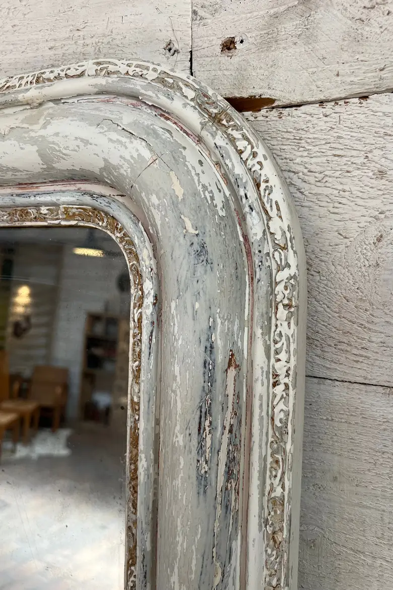 Miroir de style Louis Philippe patiné Début XXème
