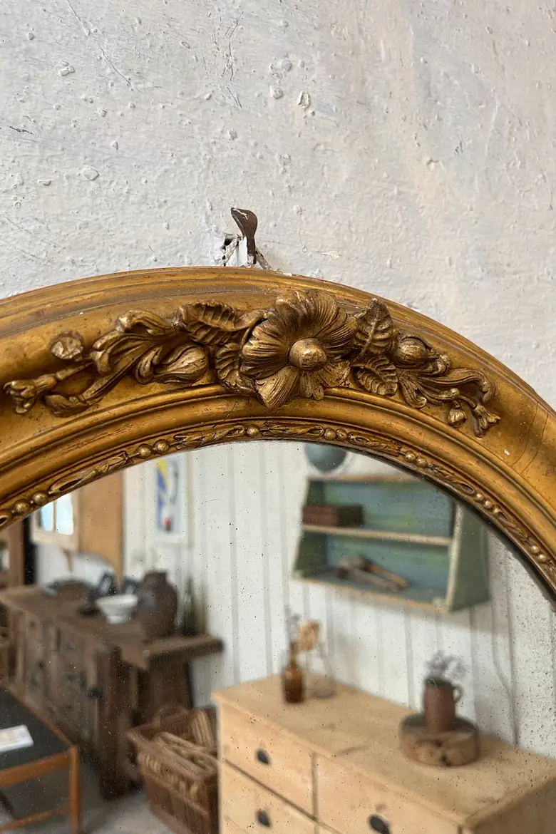Miroir doré XIXème de style Louis XVI