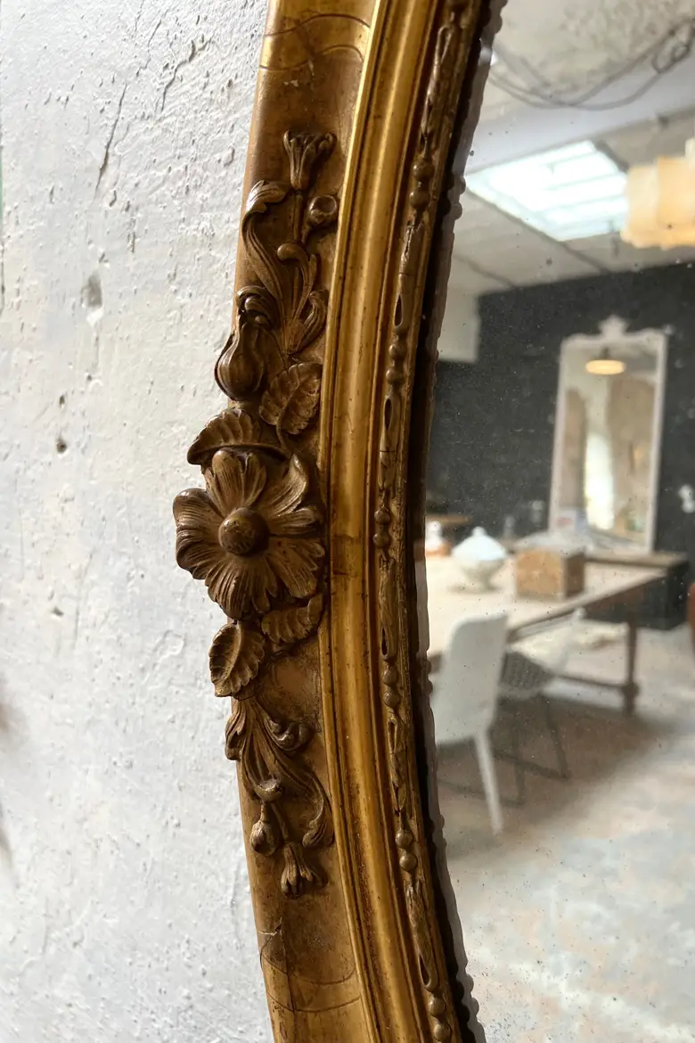 Miroir doré XIXème de style Louis XVI