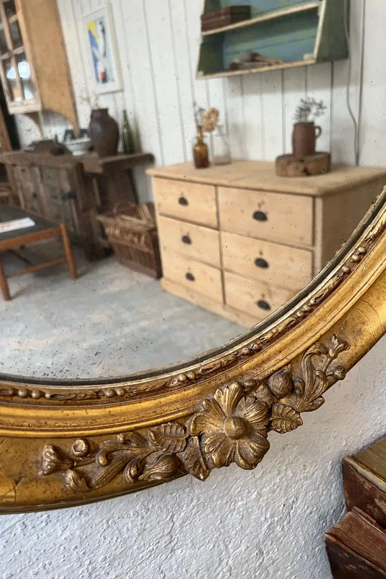 Miroir doré XIXème de style Louis XVI