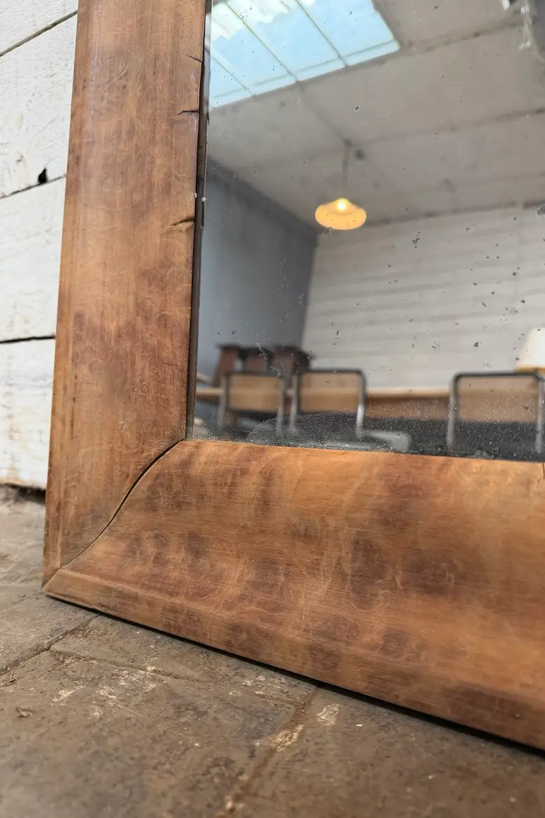 Miroir en loupe d’orme – fin XIXe siècle