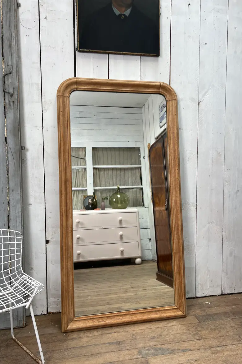 Miroir Louis Philippe en noyer