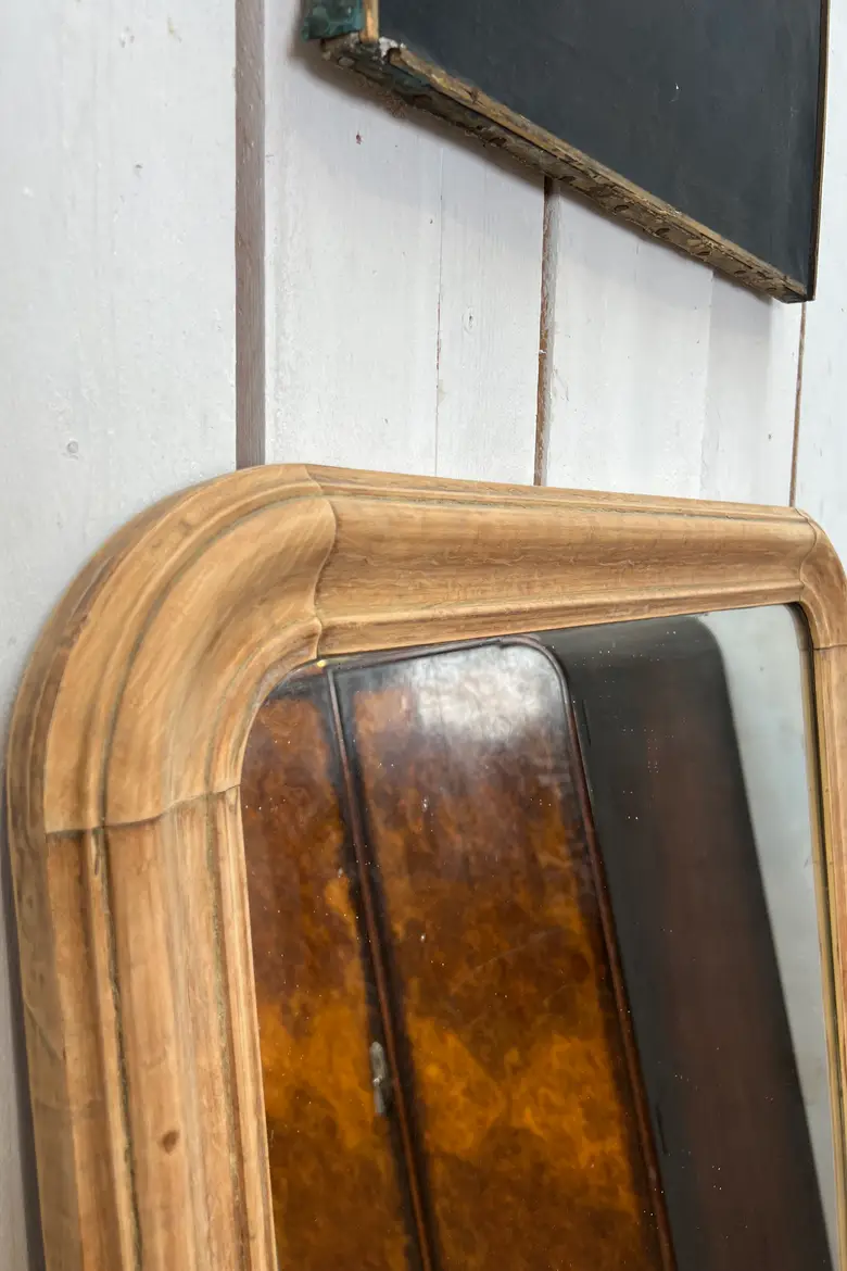 Miroir Louis Philippe en noyer