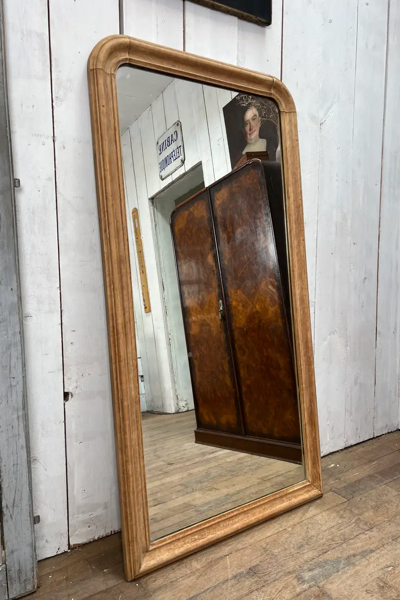 Miroir Louis Philippe en noyer