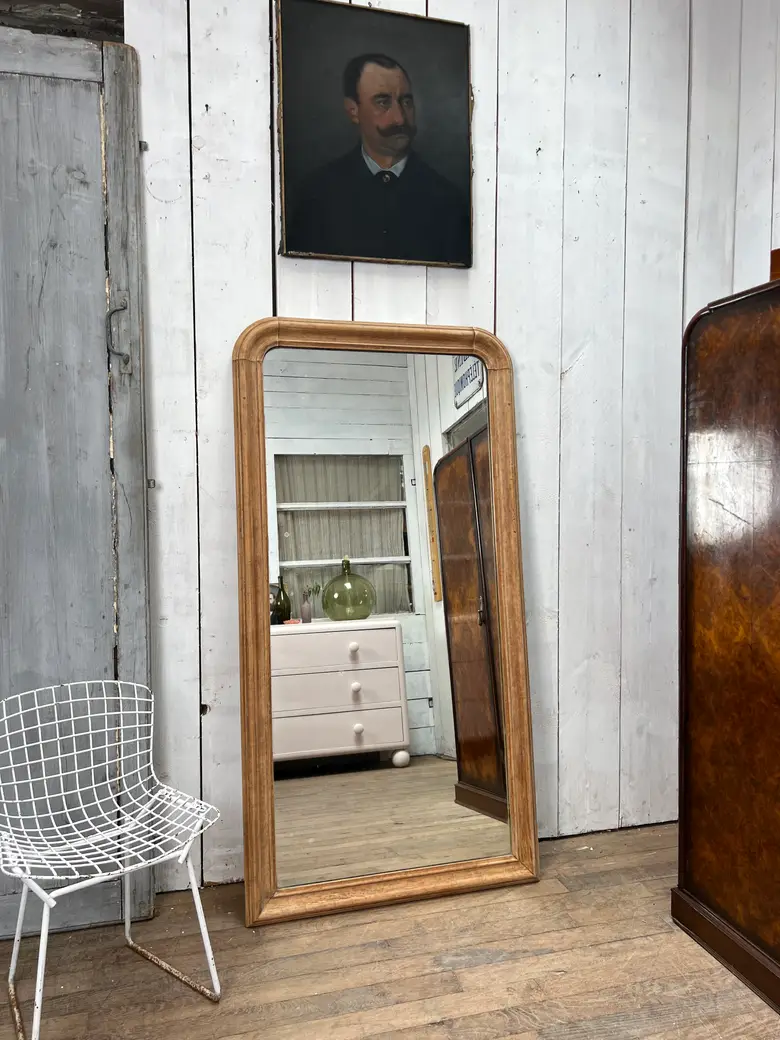 Miroir Louis Philippe en noyer