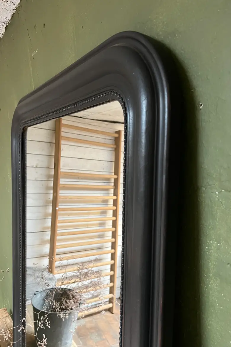 Miroir Louis Philippe patiné en noir Début XXème