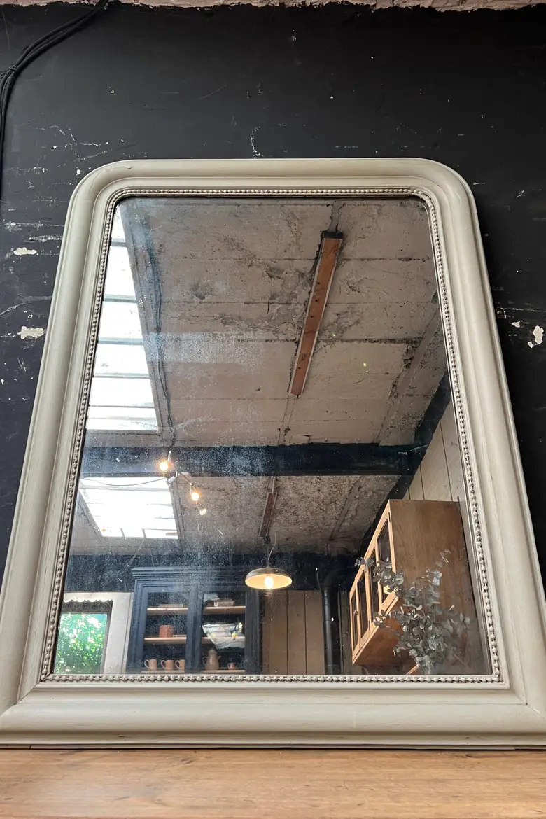 Miroir Louis Philippe vert pâle Début XXème