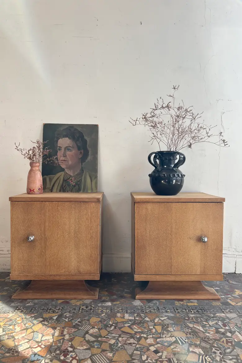 Paire de chevets Art Déco en chêne