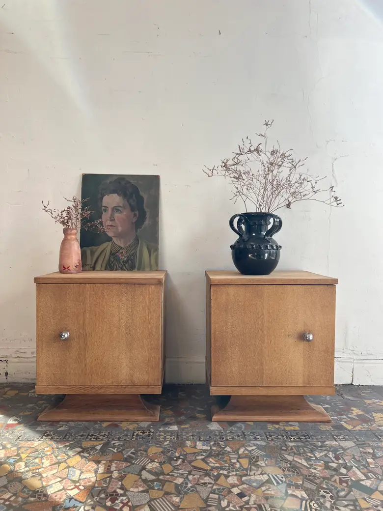 Paire de chevets Art Déco en chêne