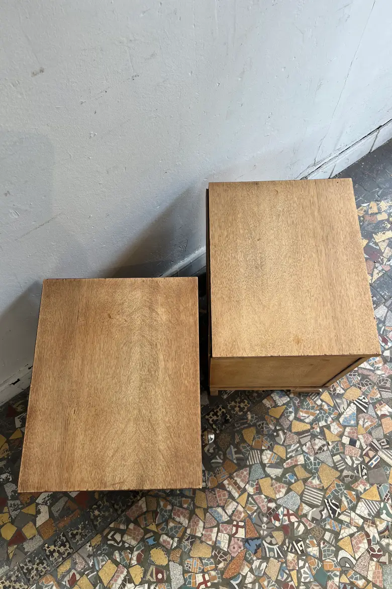 Paire de chevets Art Déco en chêne