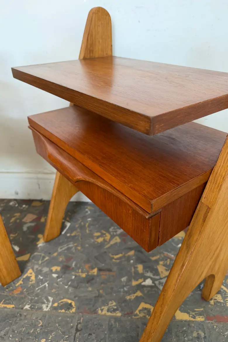 Paire de chevets scandinaves en chêne et teck — années 60