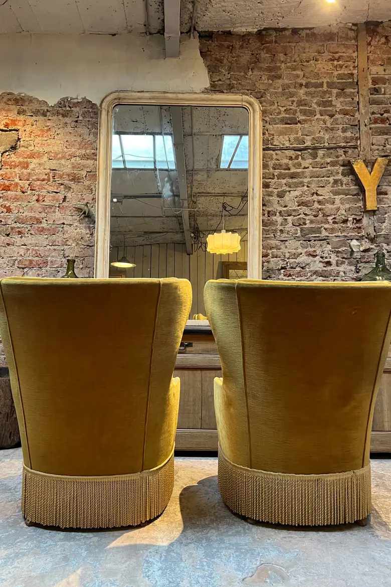 Paire de fauteuils à oreilles 1950
