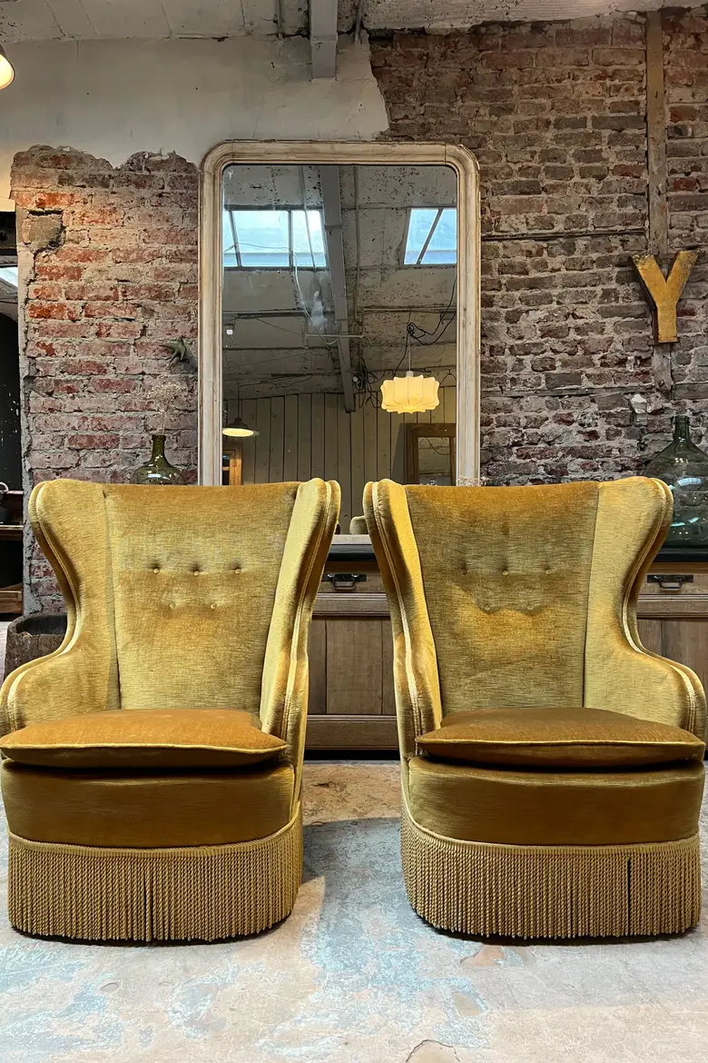 Paire de fauteuils à oreilles 1950