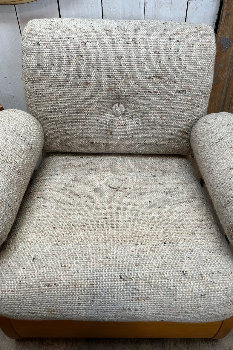 Paire de fauteuils années 80