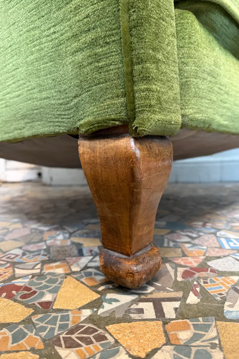 Paire de fauteuils Art Déco en velours vert