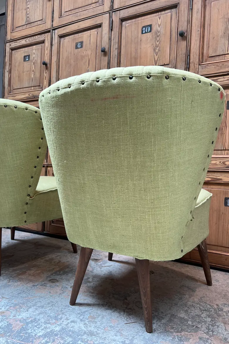 Paire de fauteuils cocktails verts 1950
