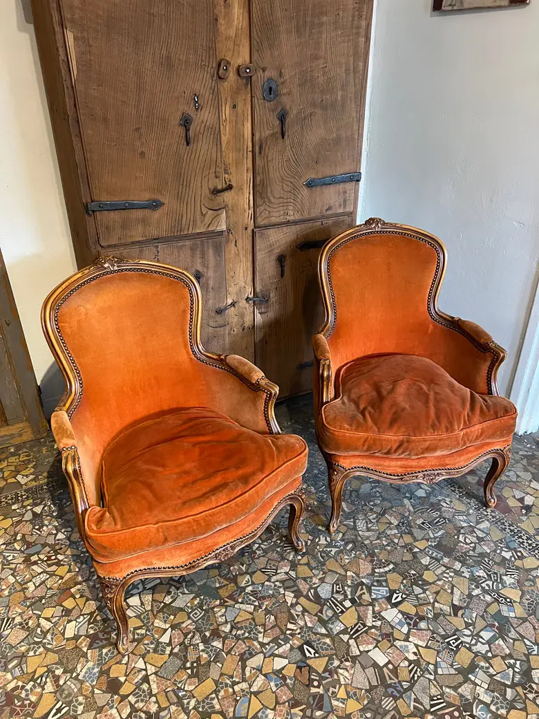 Paire de fauteuils de style Louis XV 1950