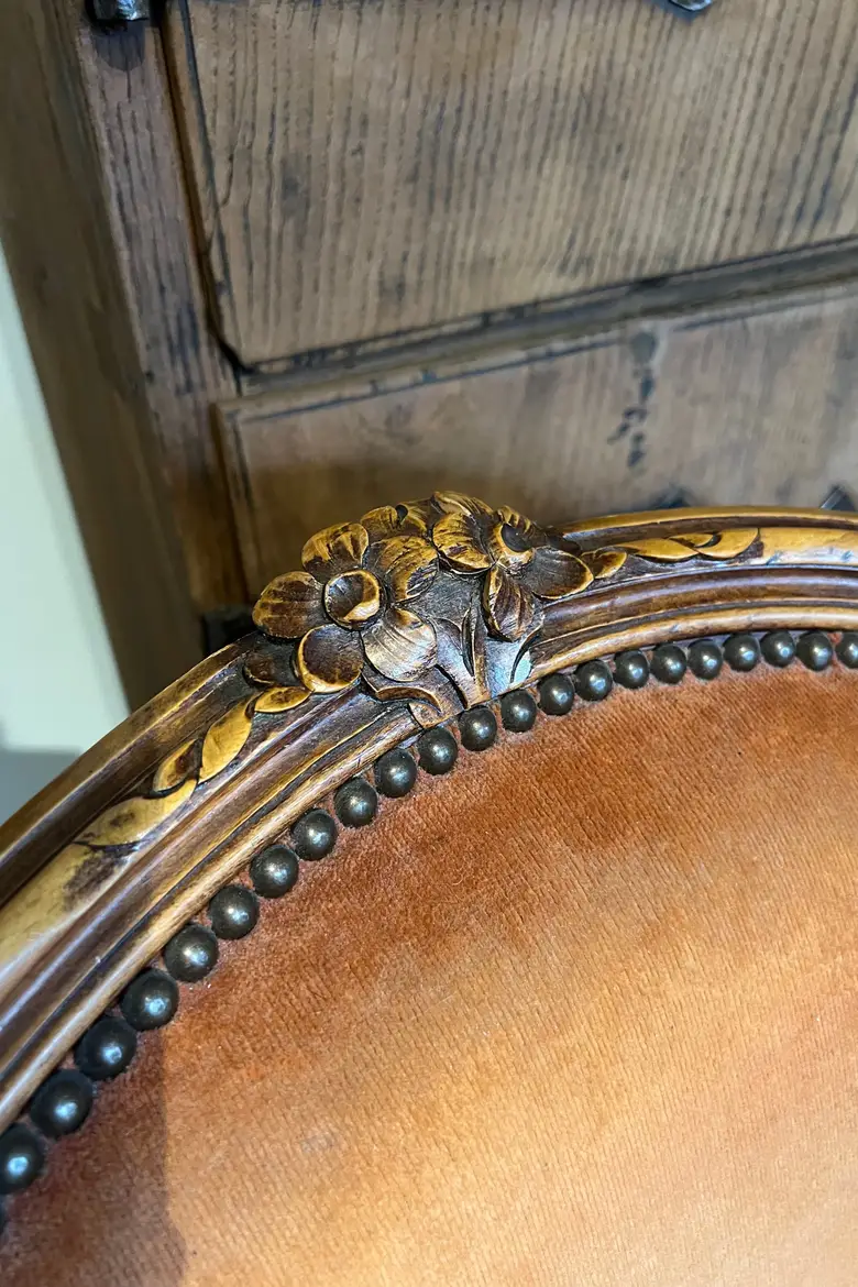 Paire de fauteuils de style  Louis XV 1950