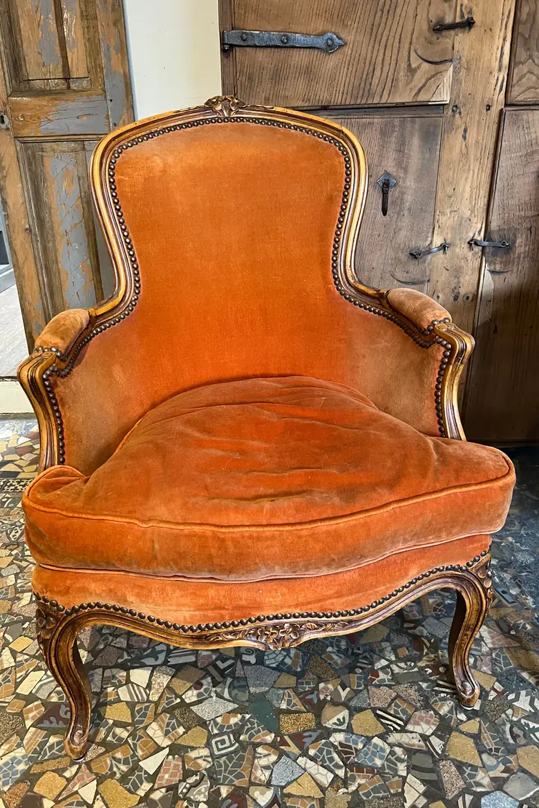 Paire de fauteuils de style Louis XV 1950