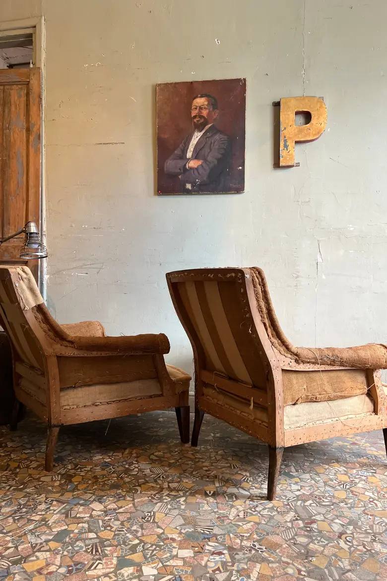 Paire de fauteuils de style  Napoléon III Début XXème