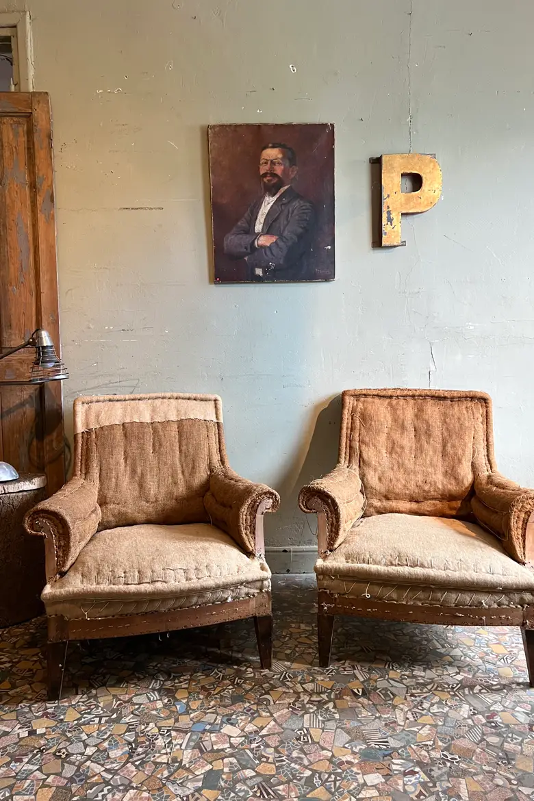 Paire de fauteuils de style Napoléon III Début XXème