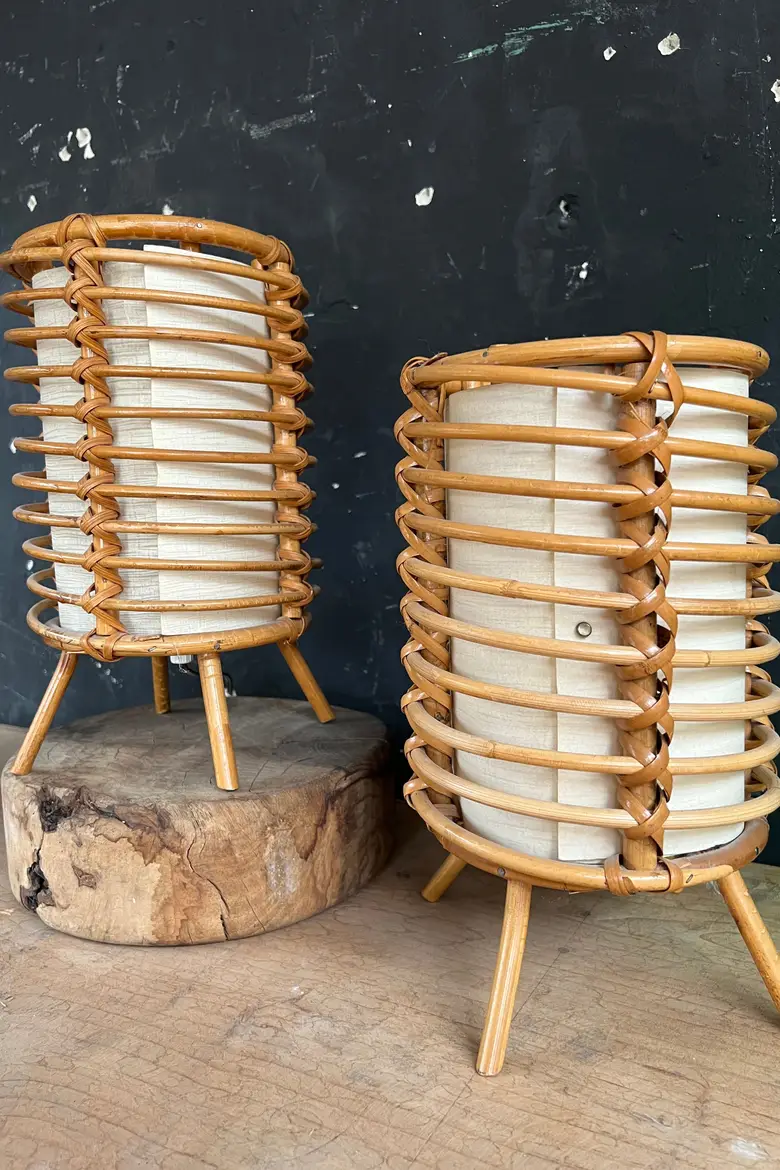 Paire de lampes en rotin Années 60
