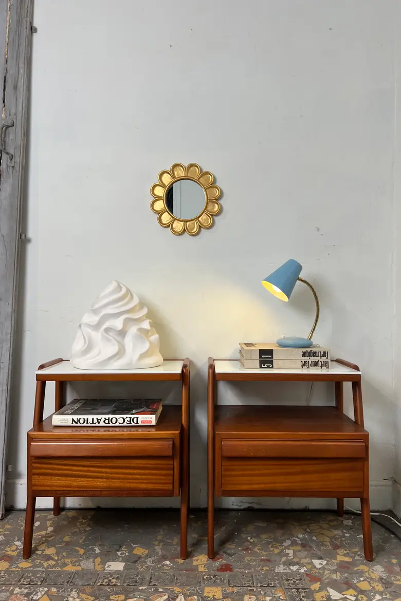 Paire de tables de chevets vintage