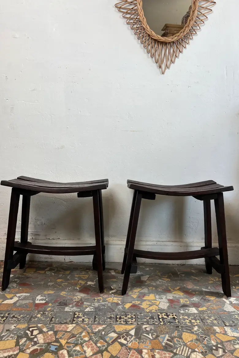 Paire de tabourets en chêne - années 50-60