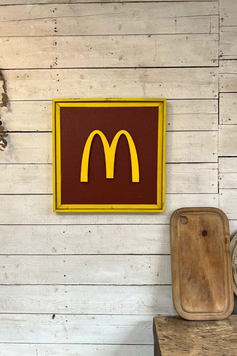 Panneau publicitaire Mac Donald’s